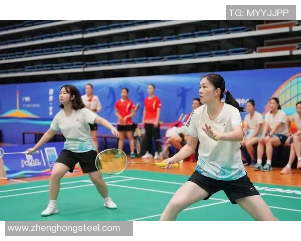 广州羽毛球队在羽毛球节奏排行榜中荣登第九名展现强劲实力